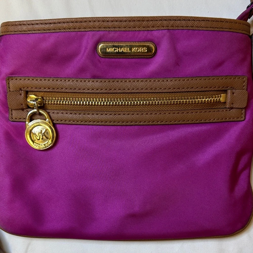 Michael Kors Nylon Crossbody‎ Bag – Fuchsia & Tan Trim